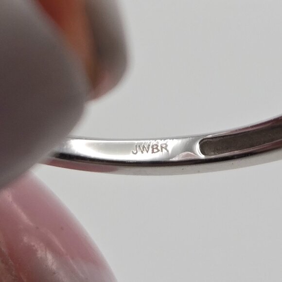 10K White Gold Diamond Band - Picture 9 of 10